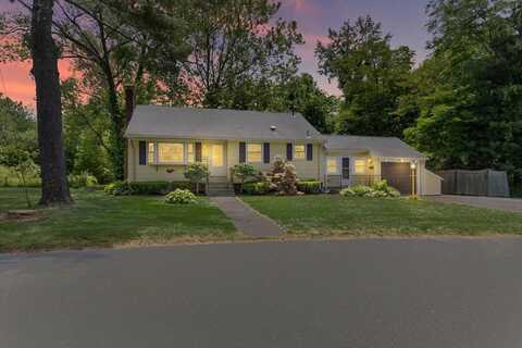 48 Kurland Ave, Brockton, MA 02301