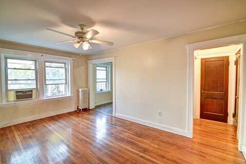 32 Greenwood Ave, Quincy, MA 02170