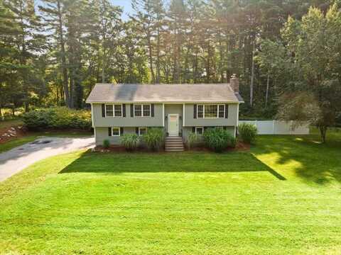 100 Bonney Dr, Holliston, MA 01746