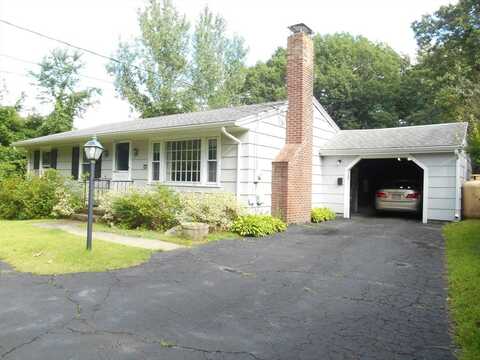 340 Reservoir Street, Holden, MA 01520