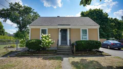 36 Mcalee Ave, Framingham, MA 01702