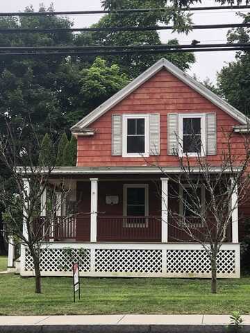 15 Main Street, Mendon, MA 01756