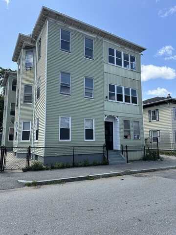 53 Russell St, Worcester, MA 01609