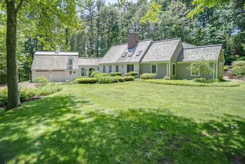 2 Wescott Dr, Hopkinton, MA 01748