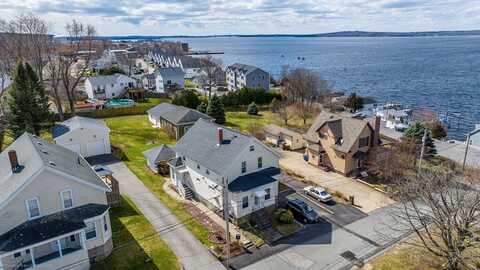 31 Friendship St, Fall River, MA 02724