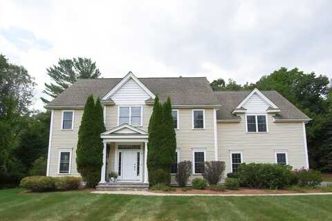 4 Bobcat Hill Lane, Ashland, MA 01721