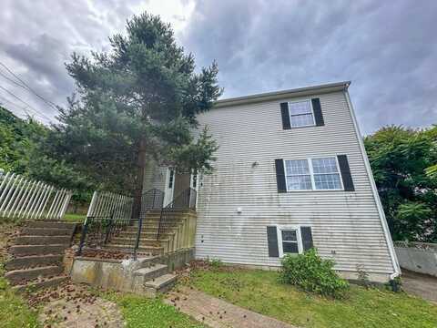 20 Groton Pl, Worcester, MA 01604