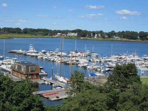 100 Cove Way, Quincy, MA 02169