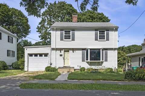 28 Sutcliffe Rd, Lynn, MA 01904