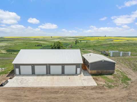 8093 NW 48th St, Stanley, ND 58784