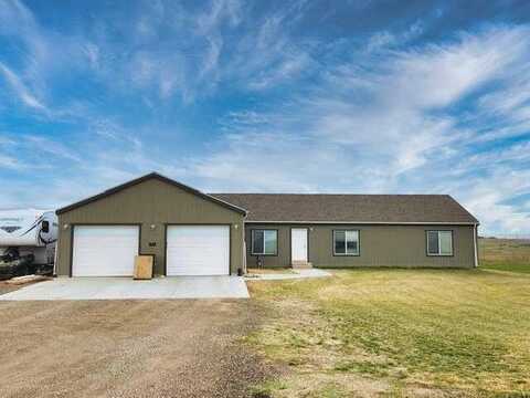 5475 Matthew Ave, Williston, ND 58801