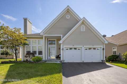 29 Turtle Creek, Barnegat, NJ 08005