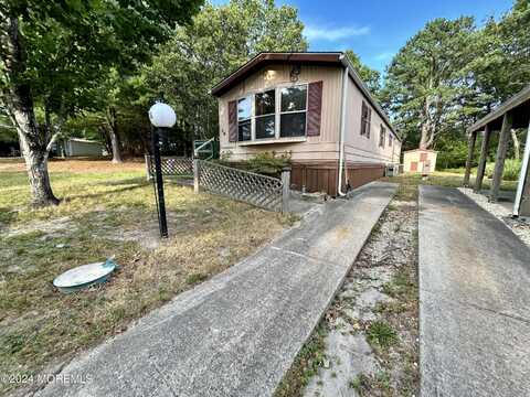 18 Kimberly Drive, Barnegat, NJ 08005