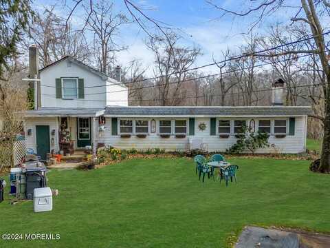 85 Victory Road, Howell, NJ 07731