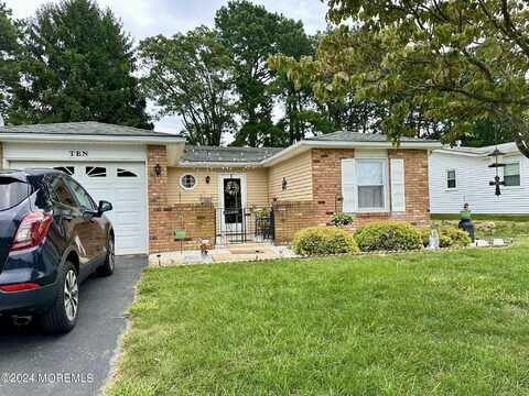 10 Bow Drive, Brick, NJ 08723