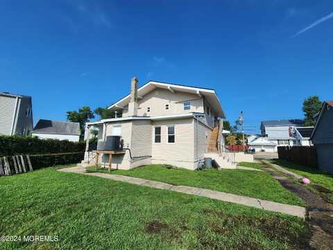 40 Twilight Avenue, Keansburg, NJ 07734