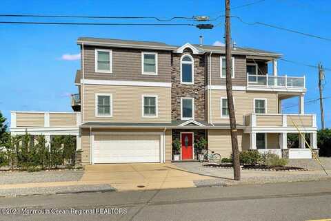 413 S Ocean Avenue, Seaside Park, NJ 08752