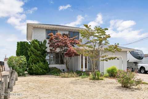 1002 Painter Point, Lanoka Harbor, NJ 08734