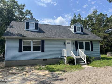 88 West Road, Tuckerton, NJ 08087