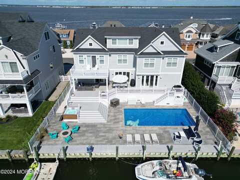 518 Normandy Drive, Mantoloking, NJ 08738