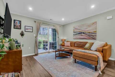 3304 Commons At Kingswood, East Brunswick, NJ 08816