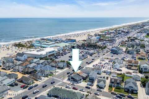 251 Ocean Avenue N, Point Pleasant Beach, NJ 08742