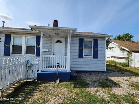 11 Lincoln Avenue, Keansburg, NJ 07734