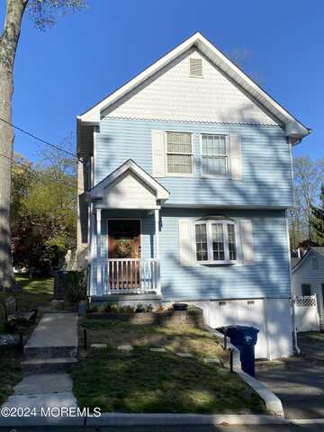 141 Chatham Avenue, Oakhurst, NJ 07755