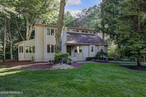 16 Seagull Lane, Lincroft, NJ 07738