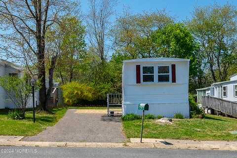 4 Alissa Terrace, Jackson, NJ 08527