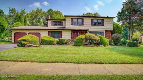 5 Alberta Drive, Marlboro, NJ 07746