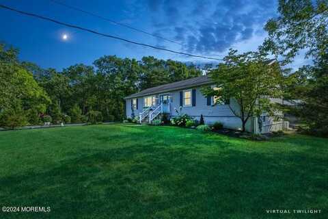 727 Oak Glen Road, Howell, NJ 07731