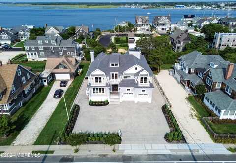 1314 Ocean Avenue, Mantoloking, NJ 08738