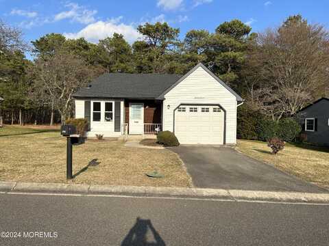 27 Milford Avenue, Whiting, NJ 08759