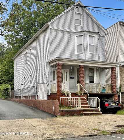 20 E 31st Street, Bayonne, NJ 07002