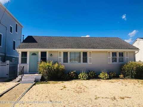 179 4th Avenue, Manasquan, NJ 08736