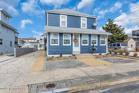 58 Farragut Avenue, Seaside Park, NJ 08752