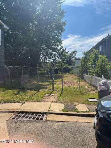 163 Raritan Avenue, Keansburg, NJ 07734