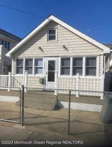 228 Franklin Avenue, Seaside Heights, NJ 08751