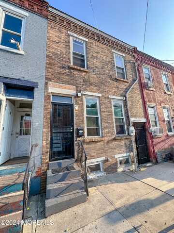 426 Emerald Street, Camden, NJ 08104