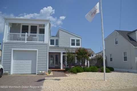 15 Ortley Avenue, Lavallette, NJ 08735