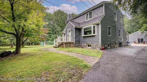 7 Syngle Way, Morganville, NJ 07751