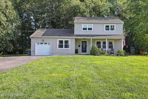 17 Winthrop Drive, Manalapan, NJ 07726