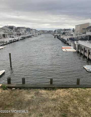 82 Route 35, Lavallette, NJ 08735