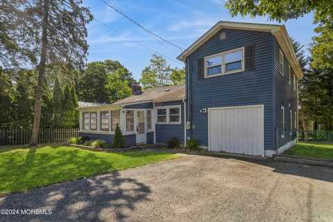 5 Rickard Court, Toms River, NJ 08753