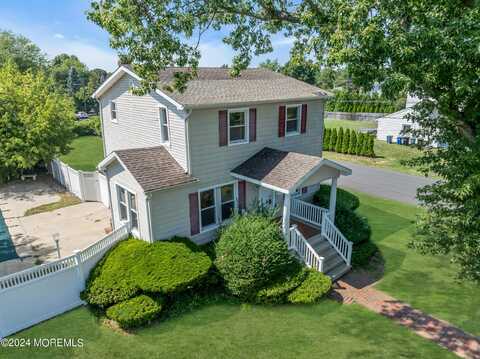 17 Pinewood Avenue, West Long Branch, NJ 07764