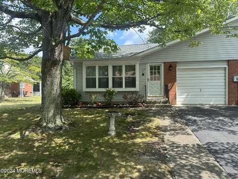 113a Conestoga Drive, Whiting, NJ 08759