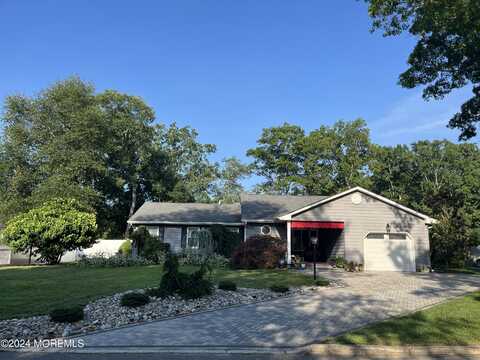 436 Penn Avenue N, Forked River, NJ 08731