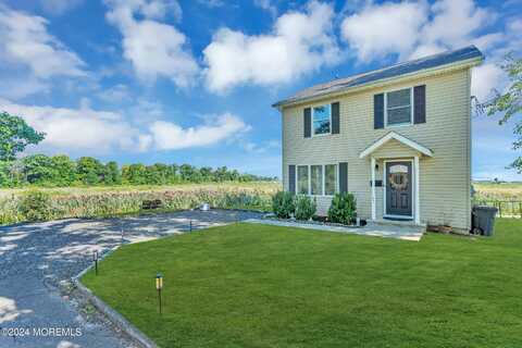 44 Ravine Way, Keyport, NJ 07735