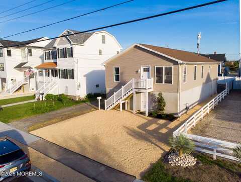 28 Central Avenue, Point Pleasant Beach, NJ 08742